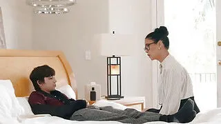 El profesor le hace una mamada al estudiante