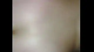 Asiática recibiendo una polla negra en primera persona