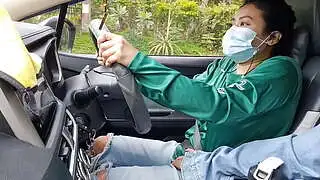 Asian Grab Driver Girl offer Passengers money tip for Fuck
