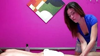Petite asian handjob loving masseuse